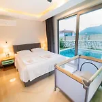 Meyra Villa *